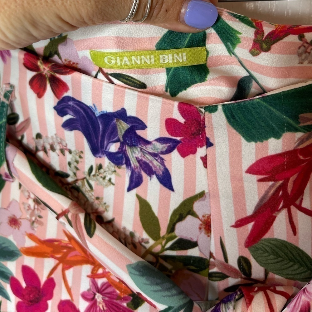 Gianni & Bini Striped Floral Wide Leg Belted Pants | Size 8 - Picture 10 of 13